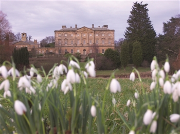 Alnwick & Howick Hall Day Trip 2026